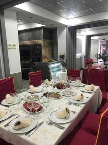Hotel Reina Victoria Hellin Ngoại thất bức ảnh