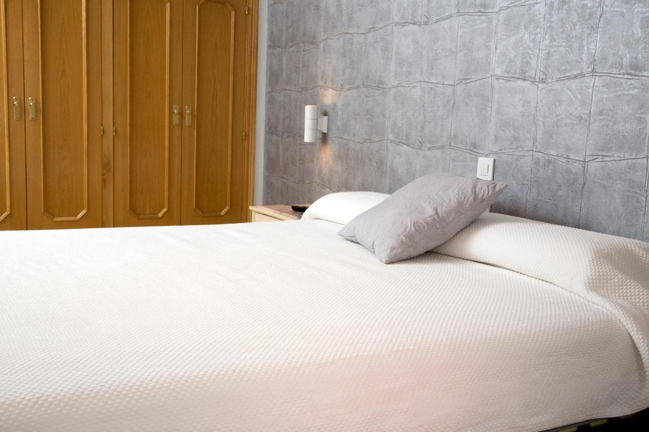 Hotel Reina Victoria Hellin Ngoại thất bức ảnh